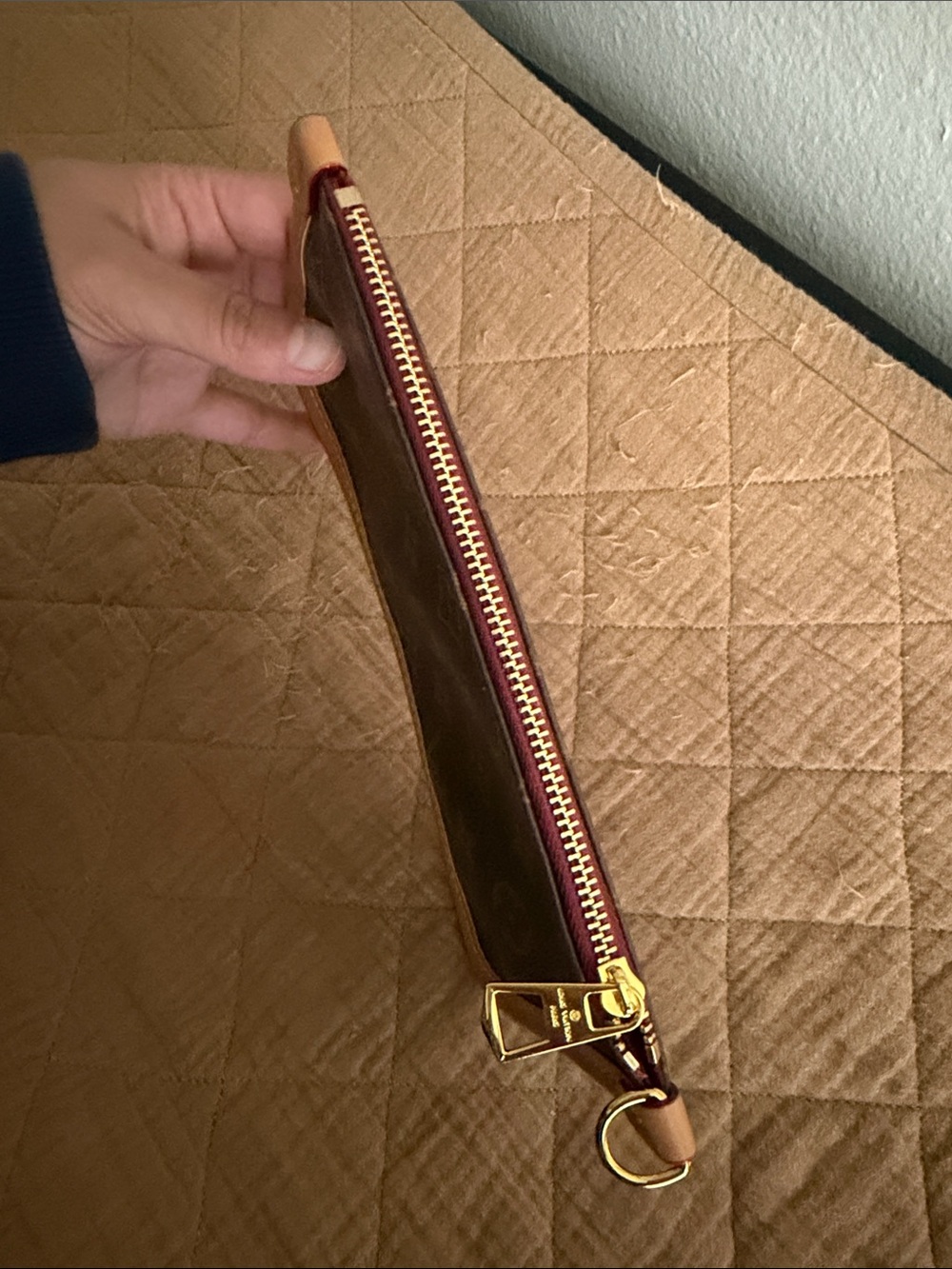 Pouch - Picture 2 of 3